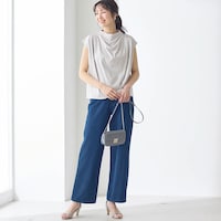 モデル身長173cm／M ※写真は撮影用のため股下+6cmになります。