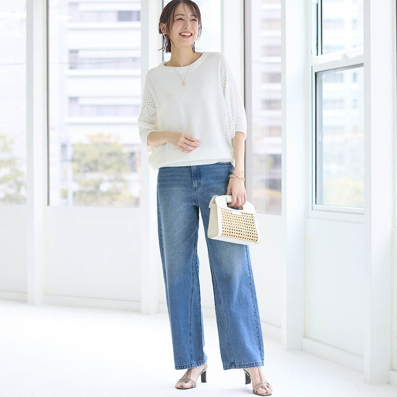 モデル身長169cm／M ※写真は撮影用のため股下+6cmになります。