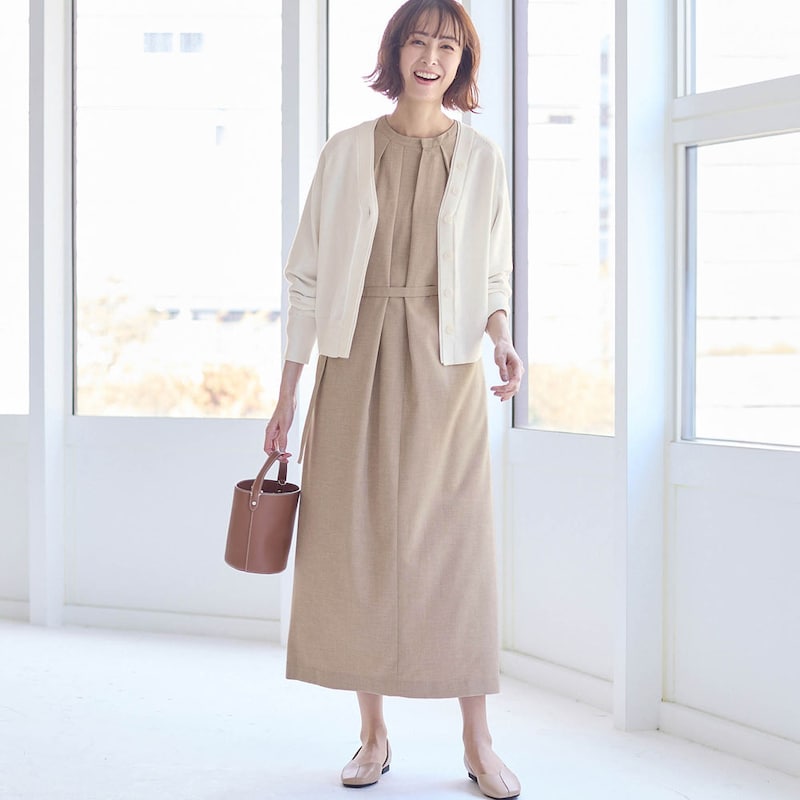 モデル身長169cm／M ※写真は撮影用のため着丈+9cmになります。