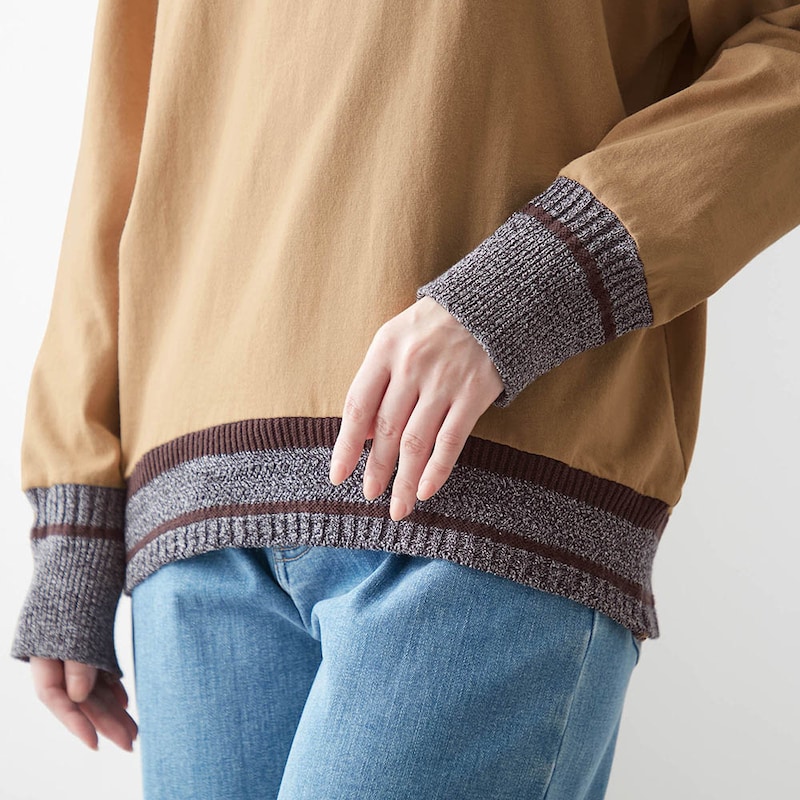 配色ニットが装いのアクセントに