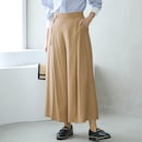 ベージュ