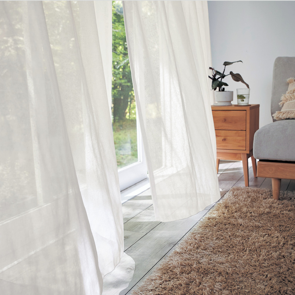 【ベルメゾン】ガーゼ風の生地を使った風を通すUVカット・ミラーレースカーテン 【ベルメゾン】ガーゼ風の生地を使った風を通すUVカット・ミラーレースカーテン