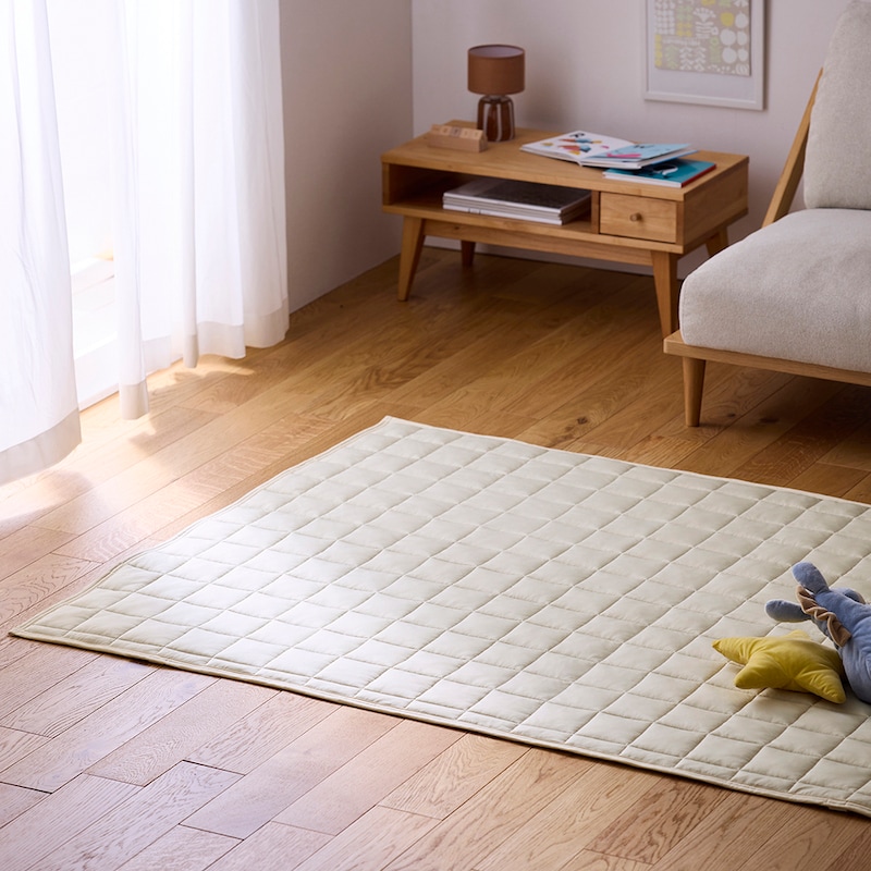 ナチュラルベージュ