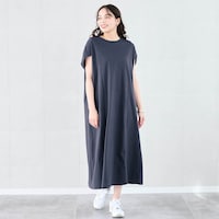 モデル身長160cm／M　※写真は撮影用のため着丈+6cmになります。（グレイッシュネイビー）