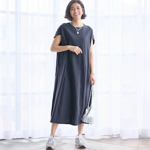 モデル身長168cm／M　※写真は撮影用のため着丈+6cmになります。（グレイッシュネイビー）