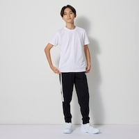ブラック／モデル身長162cm・160サイズ着用