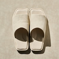 玄関タイルに馴染むカラーリング＜アイボリー＞
