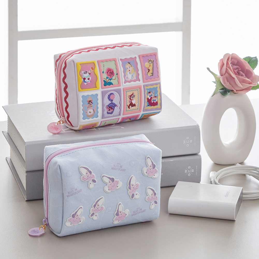 【ディズニー/Disney】ぷっくりデザインのボックスポーチ「ふしぎの国のアリス」