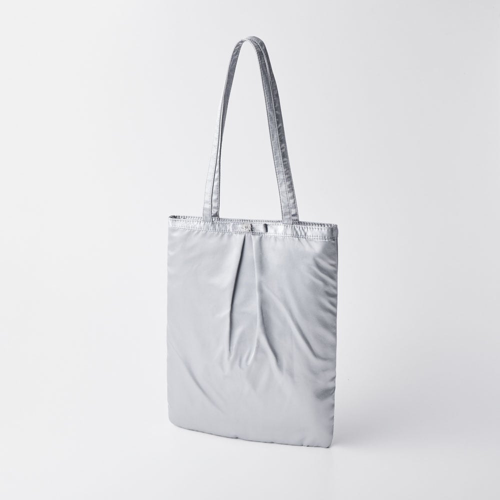 グレー