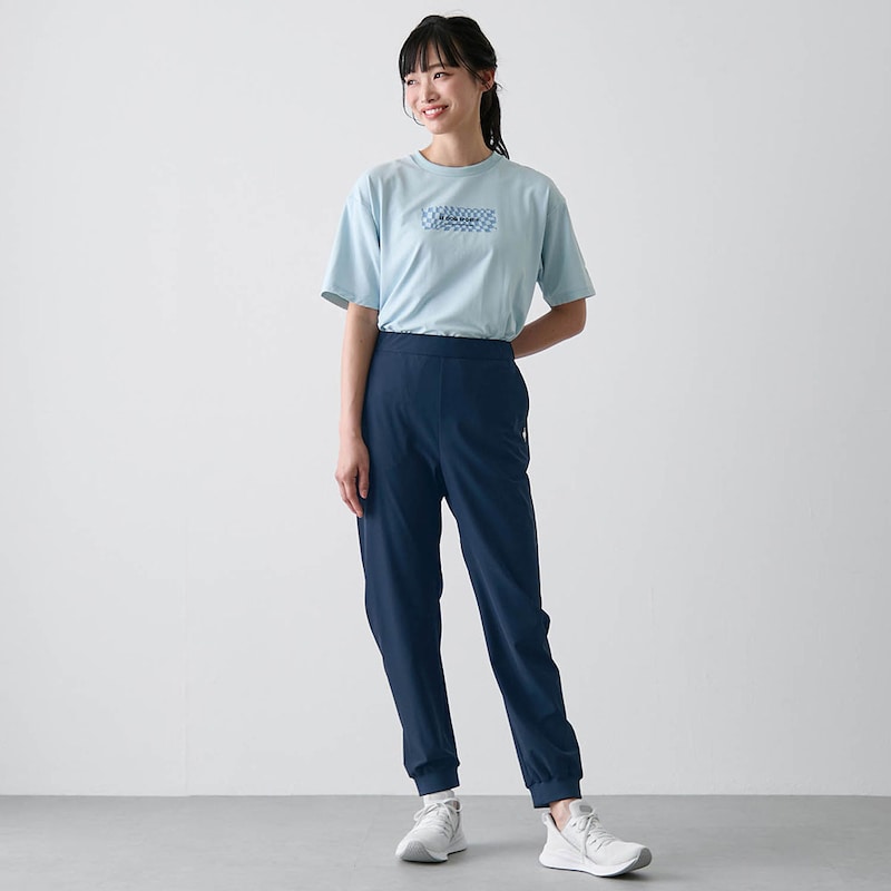 モデル身長164cm／M