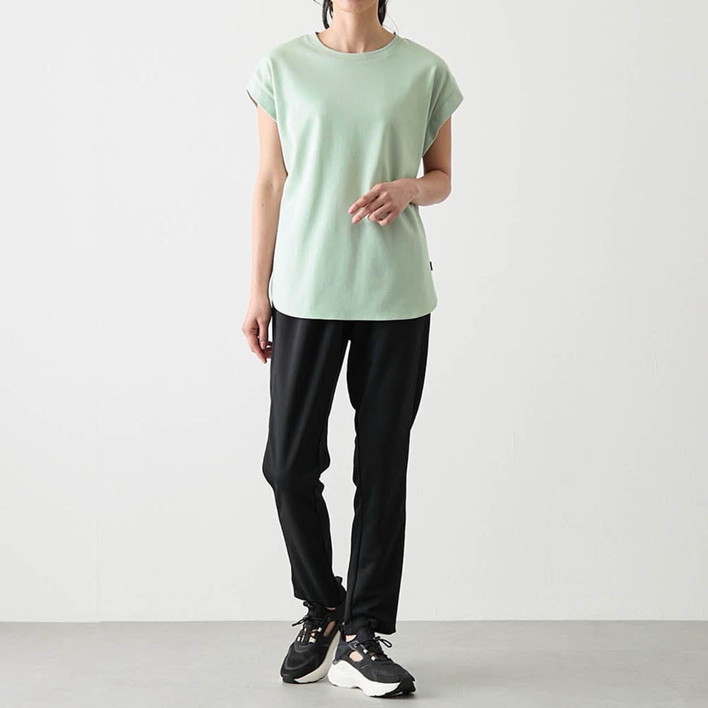 モデル身長164cm／M