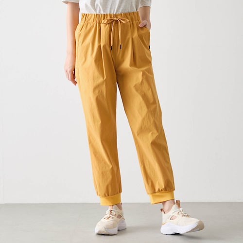 フィットネスパンツ