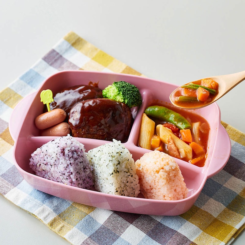 仕切りが深いので味が混ざりにくく、汁気がある食材も盛り付けできます