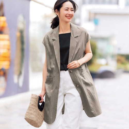 さっと羽織れるライトジレ