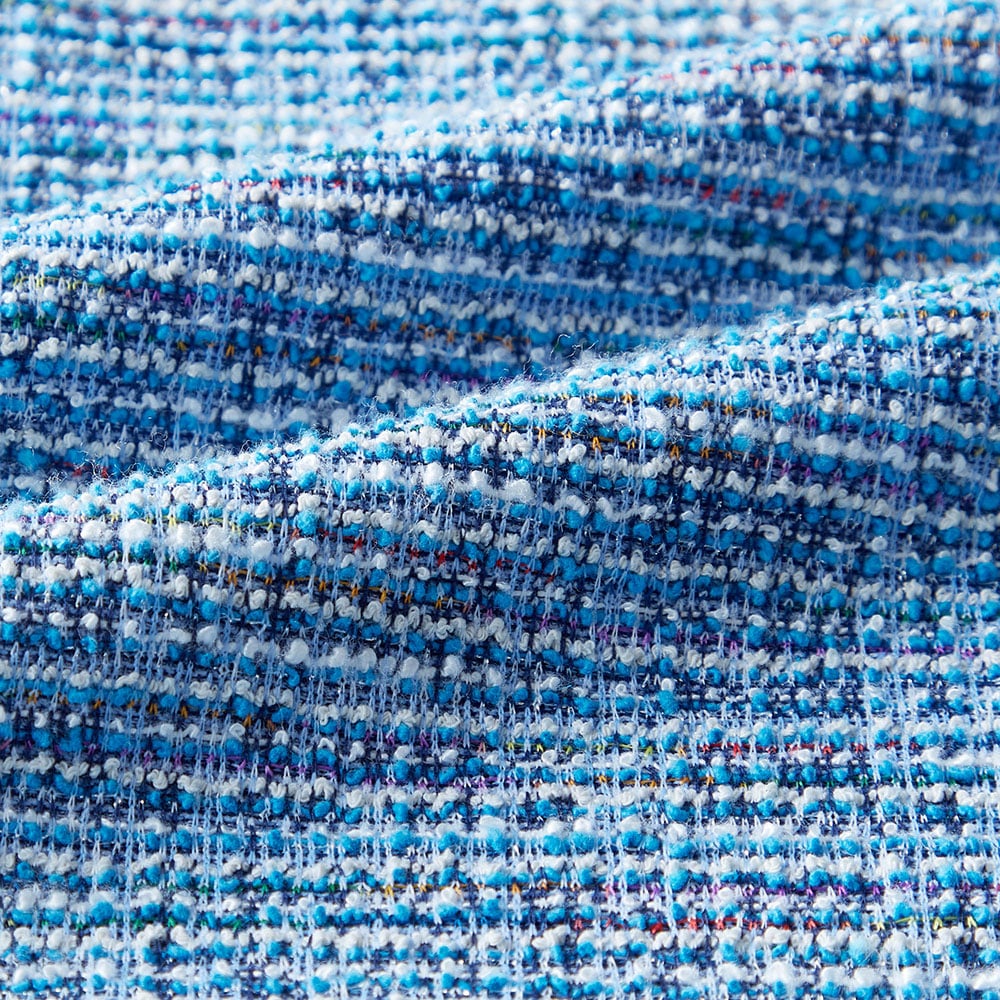 ラメ糸やカラー糸を編み込んだツイード調カットソー