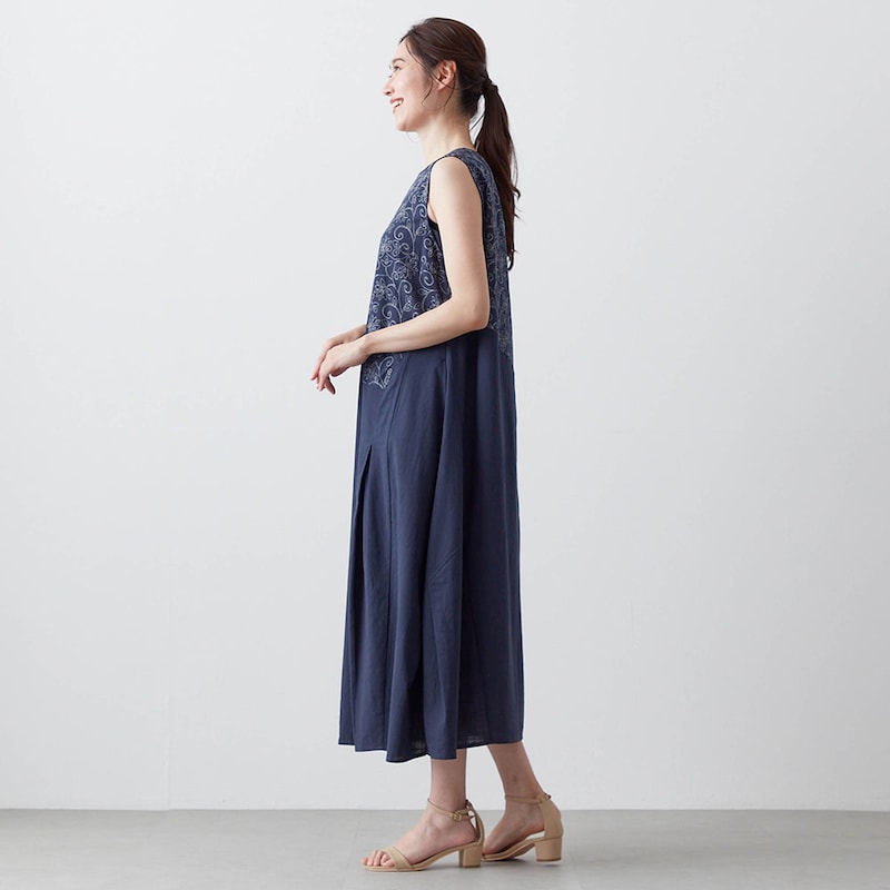 モデル身長170cm／M※写真は撮影用のため総丈+10cmになります。