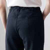 後ろヨーク切替えとダーツでヒップまわりもすっきり