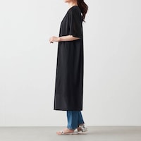 モデル身長170cm／M　※写真は撮影用のため身丈＋9cmになります。