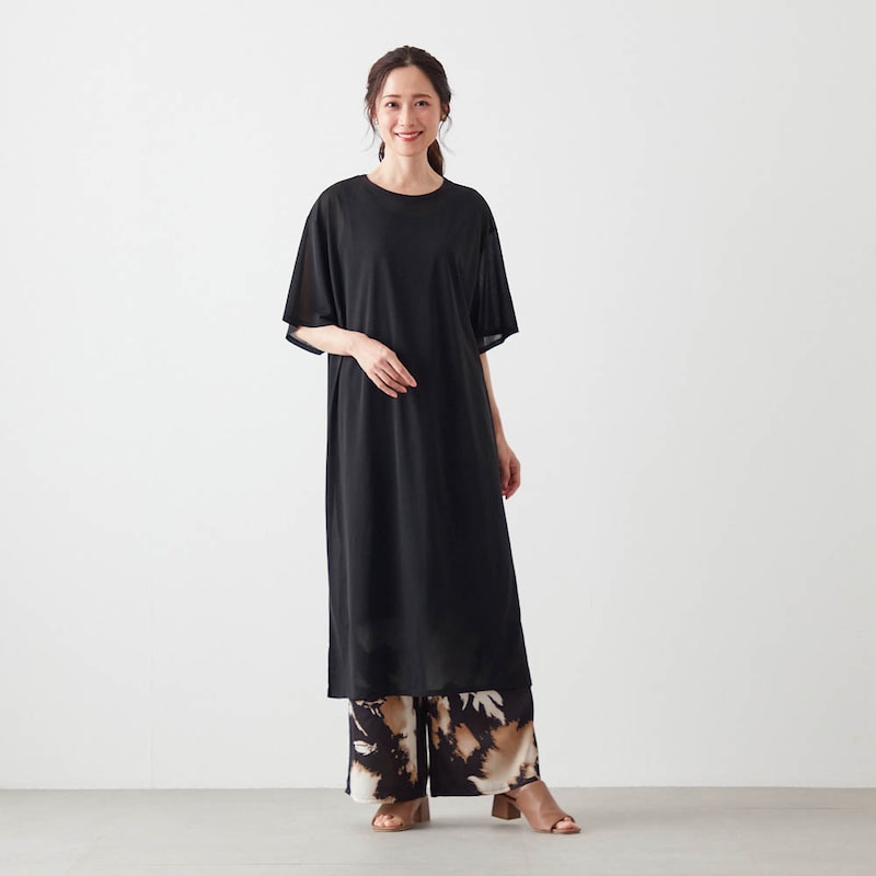 モデル身長170cm／M　※写真は撮影用のため身丈＋9cmになります。