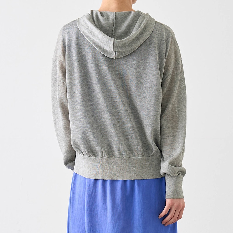 モデル身長168cm／M