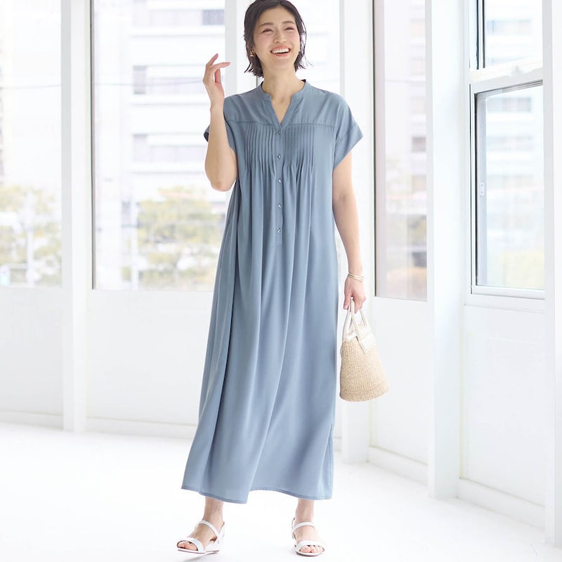 モデル身長168cm／M ※写真は撮影用のため着丈+10cmになります。