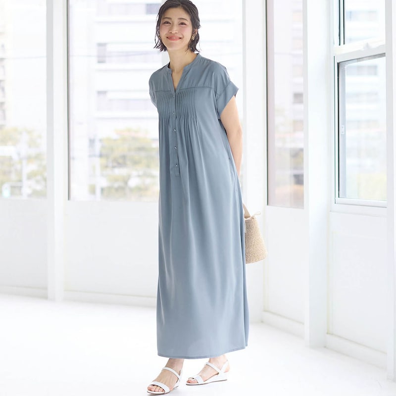 モデル身長168cm／M ※写真は撮影用のため着丈+10cmになります。