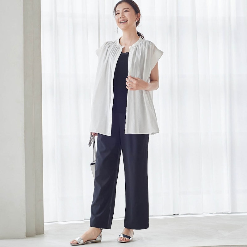 モデル身長170cm／M ※写真は撮影用のため股下+6cmになります。パンツのみ着用