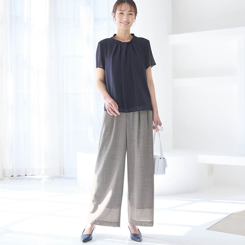 モデル身長173cm／M ※写真は撮影用のため股下+6cmになります。
