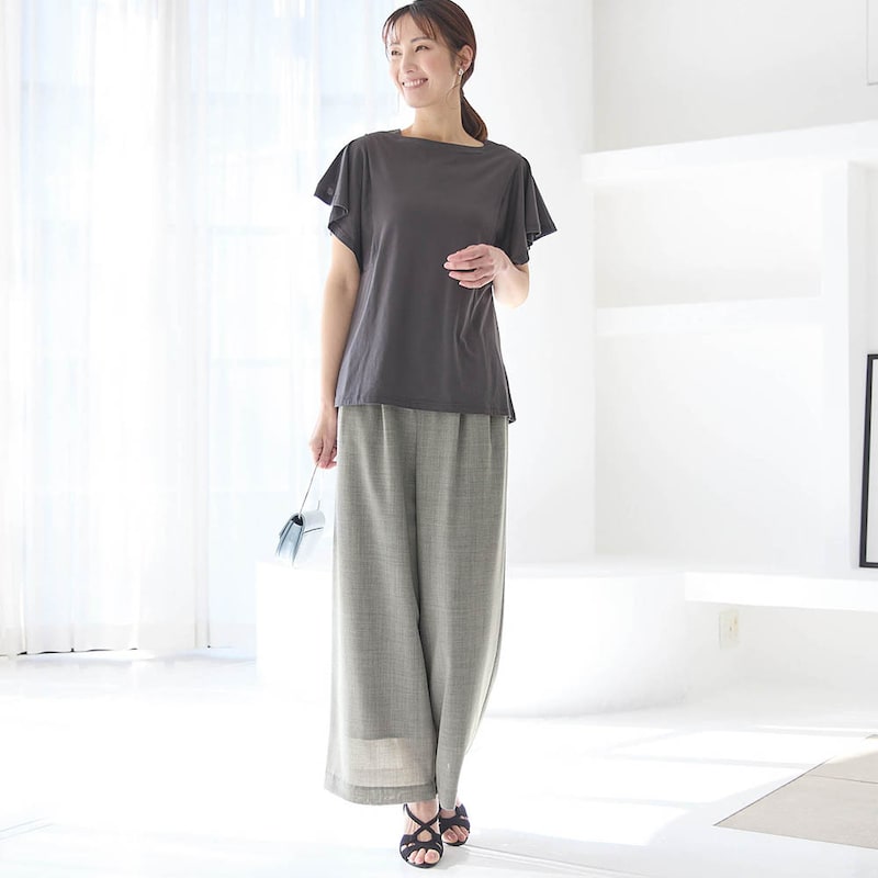 モデル身長173cm／M ※写真は撮影用のため股下+6cmになります。