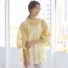 ―デザイン・スタイリング―・トレンドのシアー素材を使用した涼しげな一着・袖にレースやピンタックを施した華やぎのあるデザイン・体のラインを拾わないゆったりシルエット・腰まわりが気にならないチュニック丈・