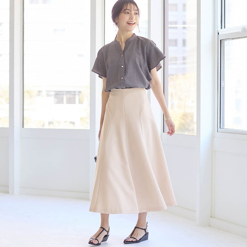 モデル身長170cm／M ※写真は撮影用のため総丈+6cmになります。