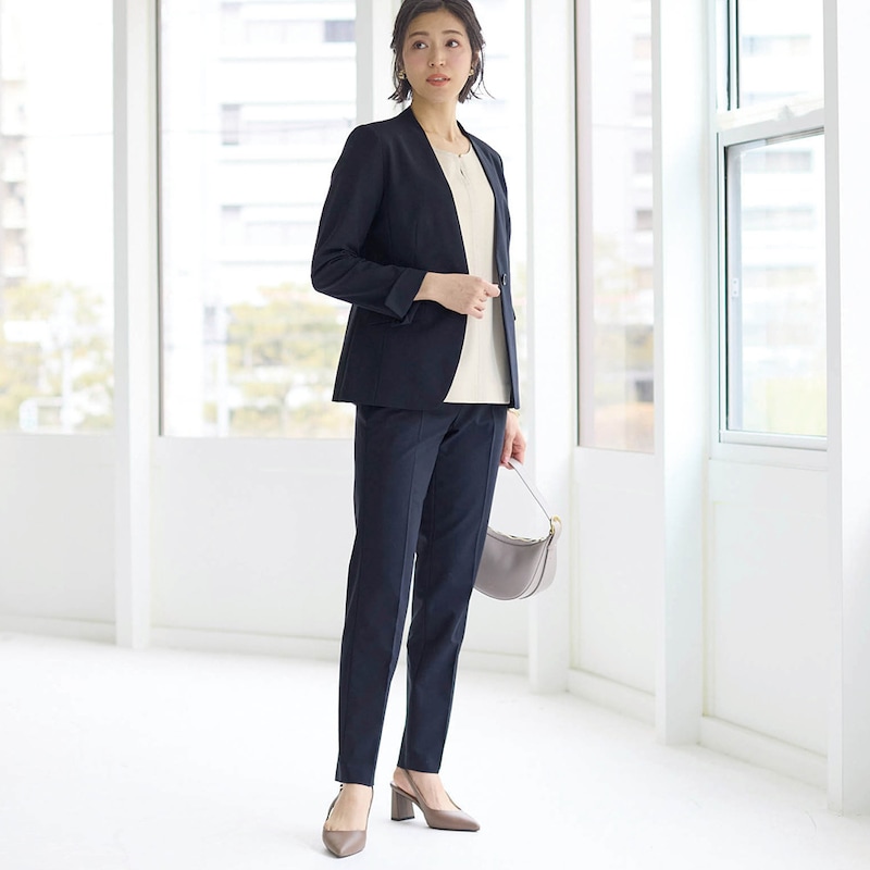 モデル身長168cm／64-91 ※写真は撮影用のため股下+7cmになります。
