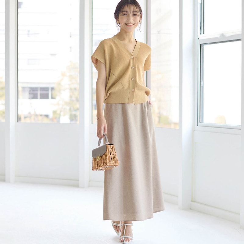 モデル身長170cm／M ※写真は撮影用のため総丈+6cmになります。