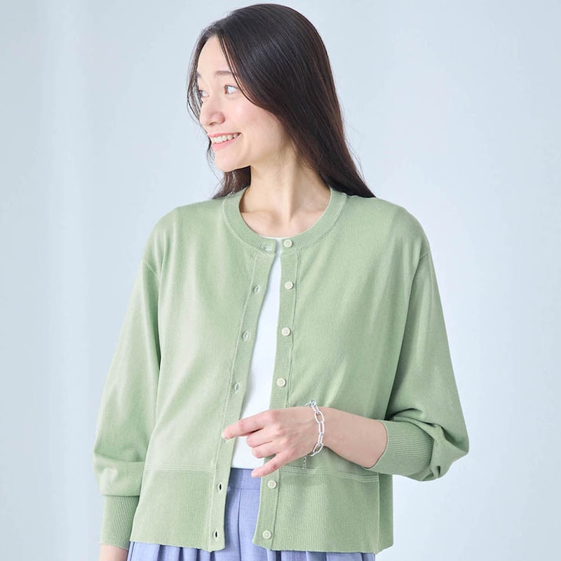 ライトグリーン