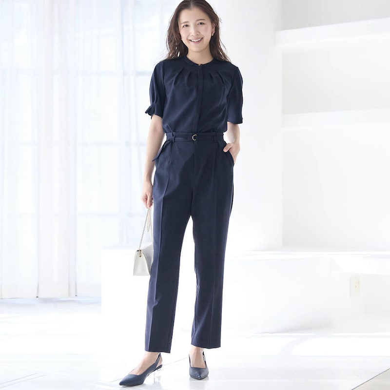 モデル身長170cm／M ※写真は撮影用のため股下+6cmになります。
