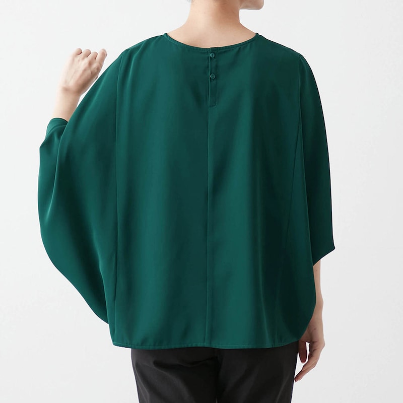 モデル身長168cm／M