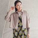 ベージュ
