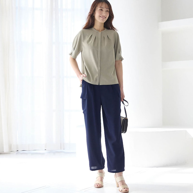 モデル身長173cm／M ※写真は撮影用のため股下+6cmになります。