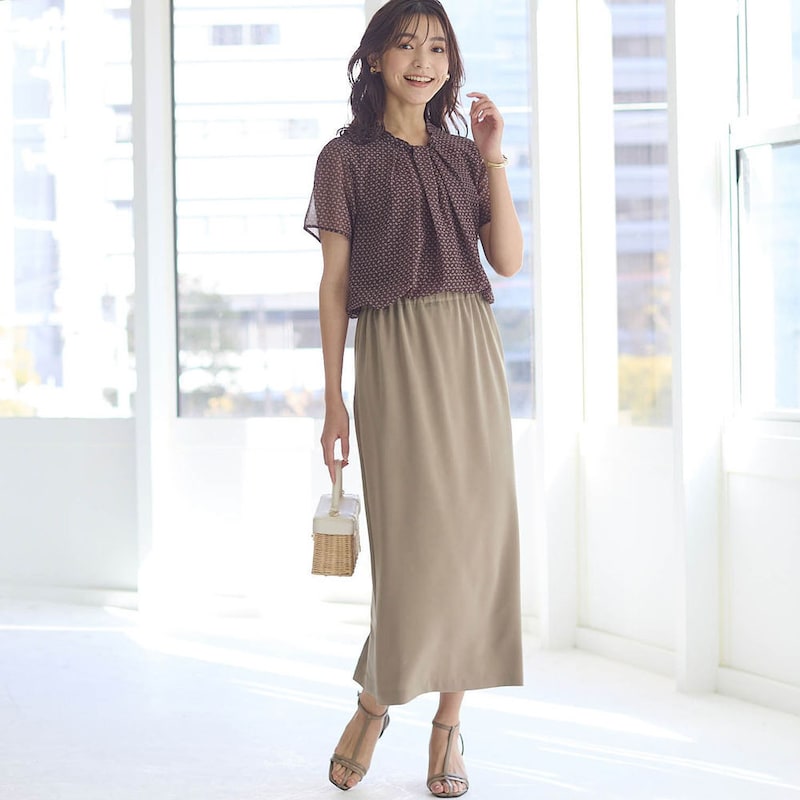 モデル身長170cm／M ※写真は撮影用のため総丈+6cmになります。