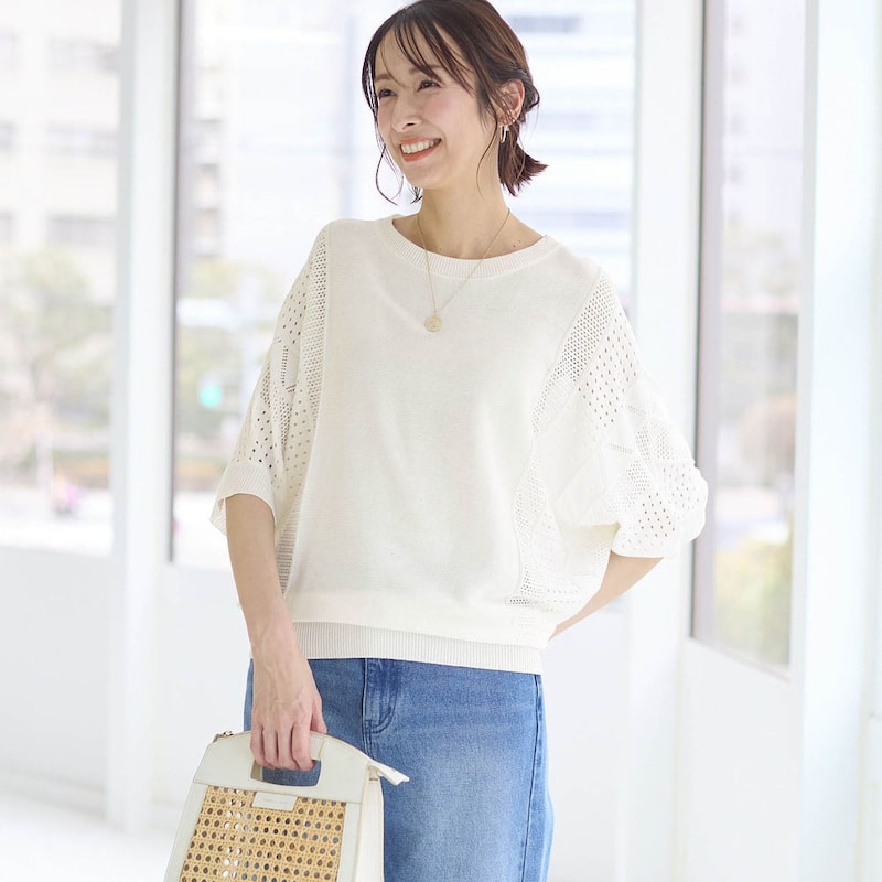 モデル身長169cm／M ※トップスのみ着用