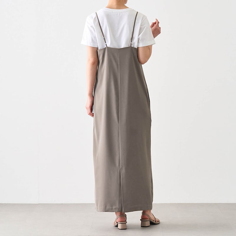 モデル身長168cm／M ※写真は撮影用のため着丈+9cmになります。