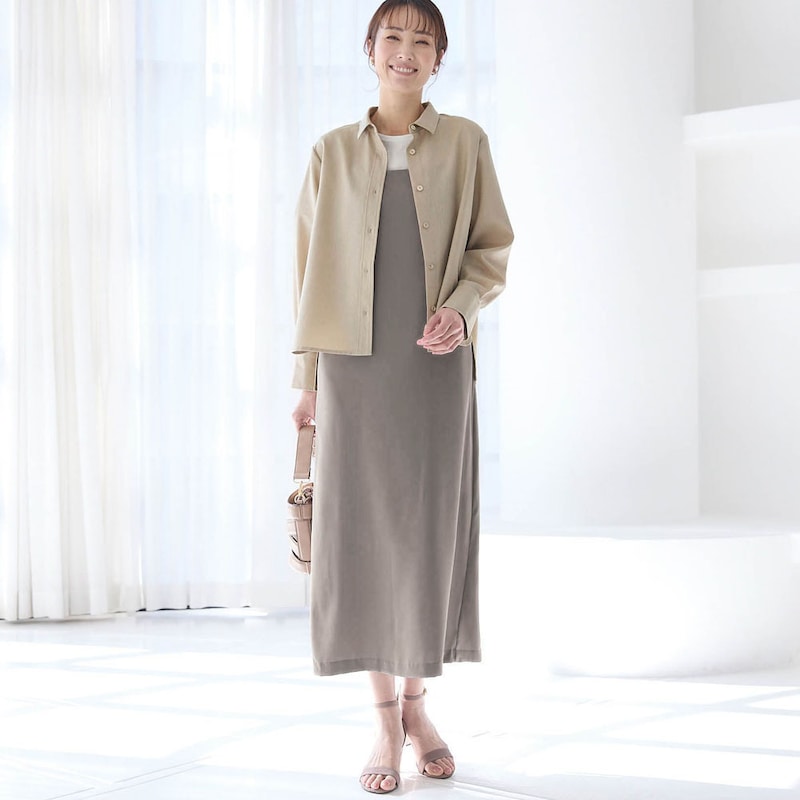 モデル身長173cm／M ※写真は撮影用のため着丈+9cmになります。