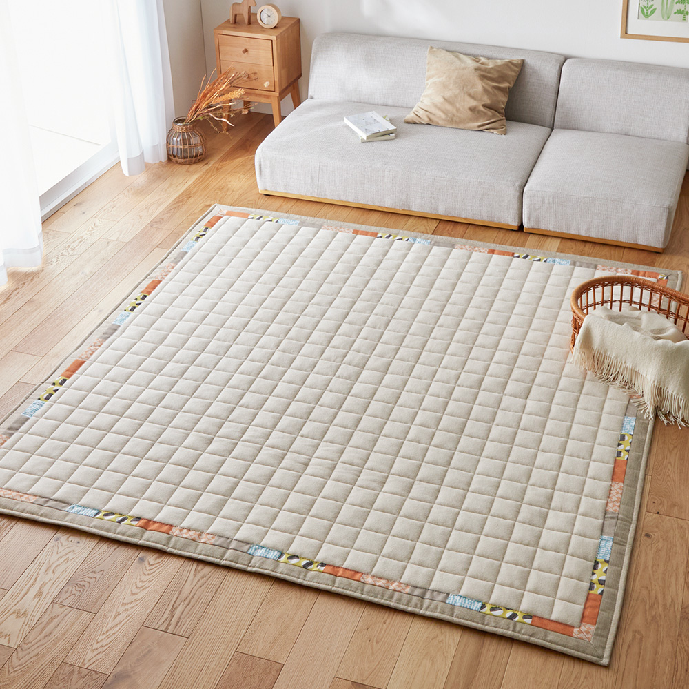 【ベルメゾン】踏み心地がふんわりやわらかなパイル地キルトラグ