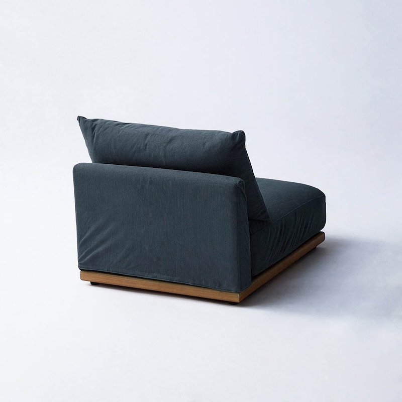 背面／本体+カバー（チャコール）