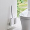 トイレブラシやトイレットペーパーなど、衛生面が気になるトイレアイテムを、浮かせて清潔に収納床のお手入れもしやすくなりますトイレワイパーなどの収納にもお好みの高さに設置して、小物置きとして使うことも【タ