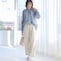 モデル身長169cm／M ※写真は撮影用のため股下+6cmになります。パンツのみ着用