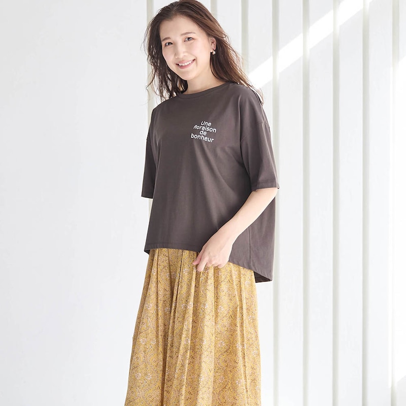 モデル身長170cm　※トップスのみ着用