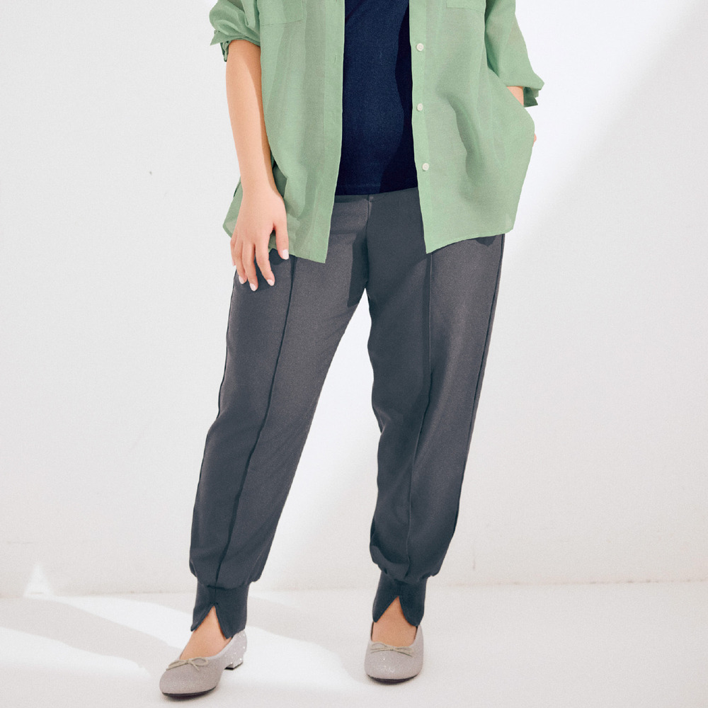 【ラ・フィット/la*fite】すっきり見せを叶えるジョグパンツ