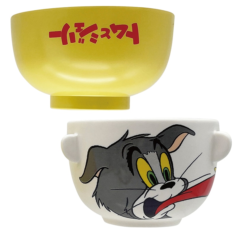トム