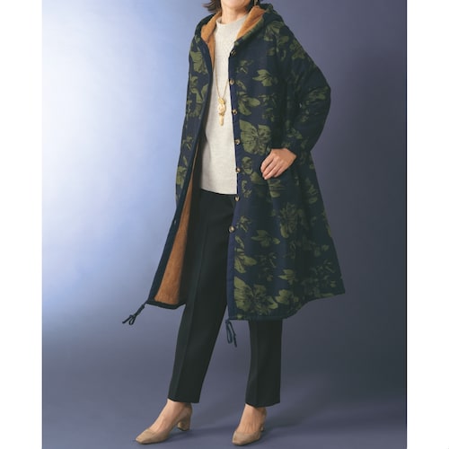 裏ボア使いプリントロングコート